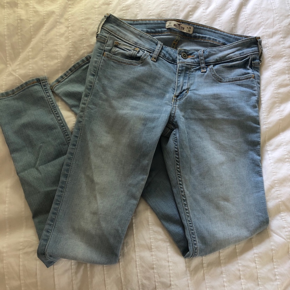 Hollister jeans